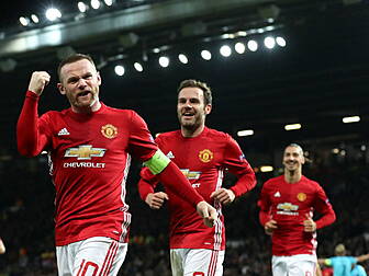 Manchester United trounce Feye...